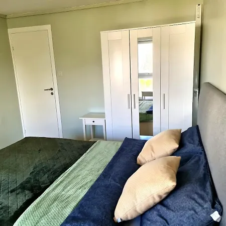 Together In One Spacious 3 Storey Private Comfortable Ideal For Groups *